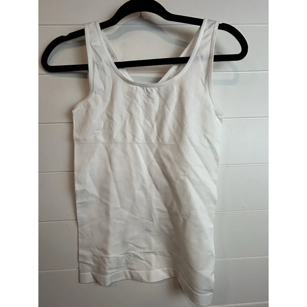 2 Pack Yummie Seamless Shape‎ Wear Womens M/L Black White Tank